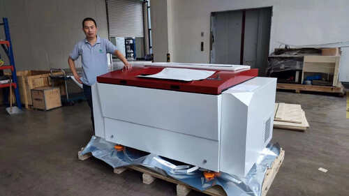Latest company case about Adhesol in Chile Installed One EcooSetter T400E for Self Adhesive Label Printing