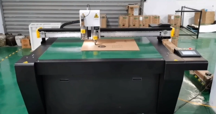 Less Than 50mm Cutting Thickness Digital Cutter for Various Corrugated Board