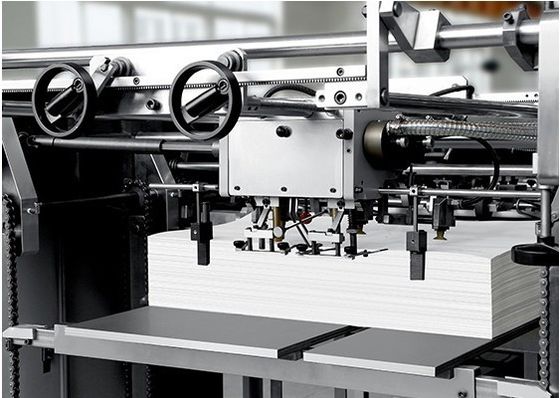 180-350gsm Sheet Square Bottom Shopping Paper Bag Forming Machine With Handle Holes