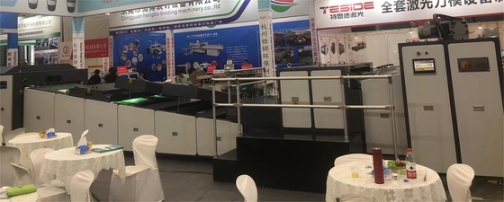 44 Kw 1060mm Format Spot UV Varnish Machine High Speed With Anilox
