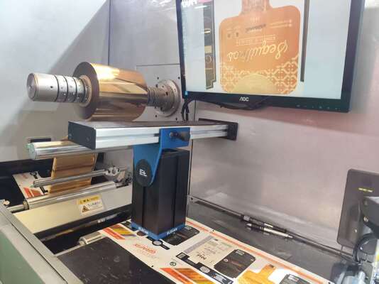 Digital Roll Wine Paper Label Custom Sticker Varnishing Foil Stamping Machine