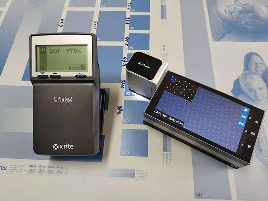 RePlate CTP Plate Densitometer with a high-definition 720p LCD touch screen